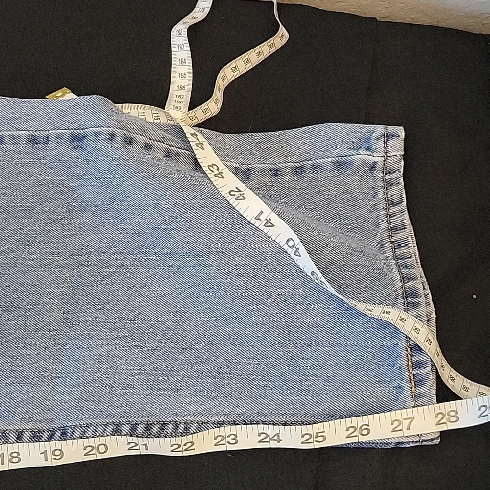 LEVI'S 505 Size 36 Faded Jeans